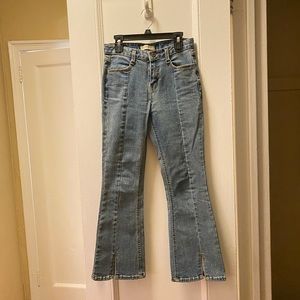 Premium denim jeans with hem slit